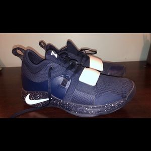 Nike PG 2.5 navy basketball shoes